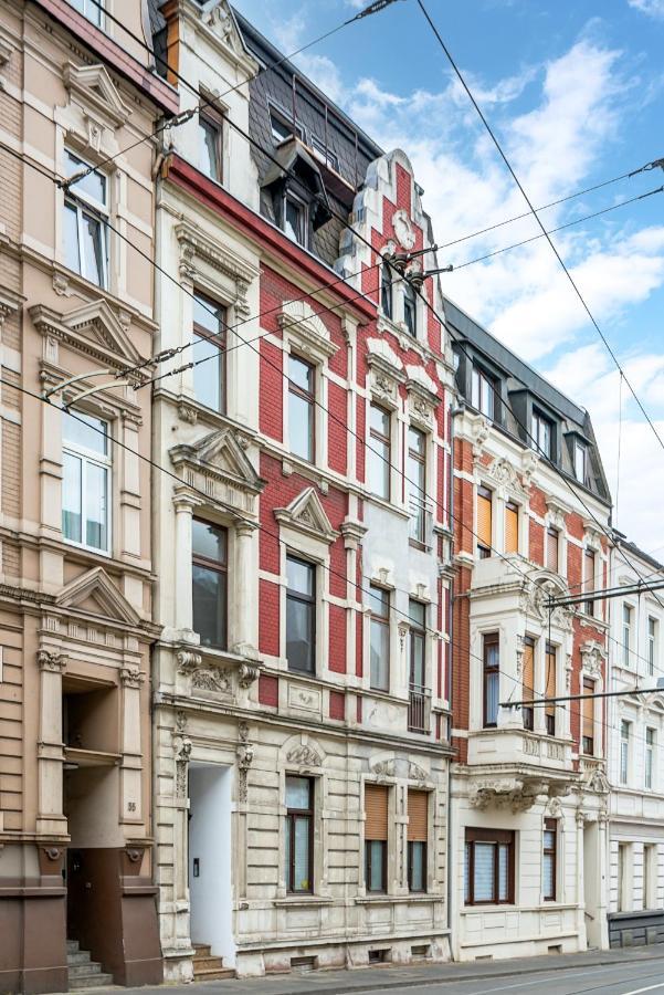 Einfach Aber Sehr Komfortabel - Wohnung Fuer 6 Personen - 2Xwc - Grupen, Messe, Monteure, Studenten - Voll Ausgestattet - 6 Betten 140X200Cm Hochwertig, 3 Smart-Tv 55 Zoll Netflix, 1000 Mbit Wlan, Voll Ausgestattete Kueche Duisburg Ngoại thất bức ảnh